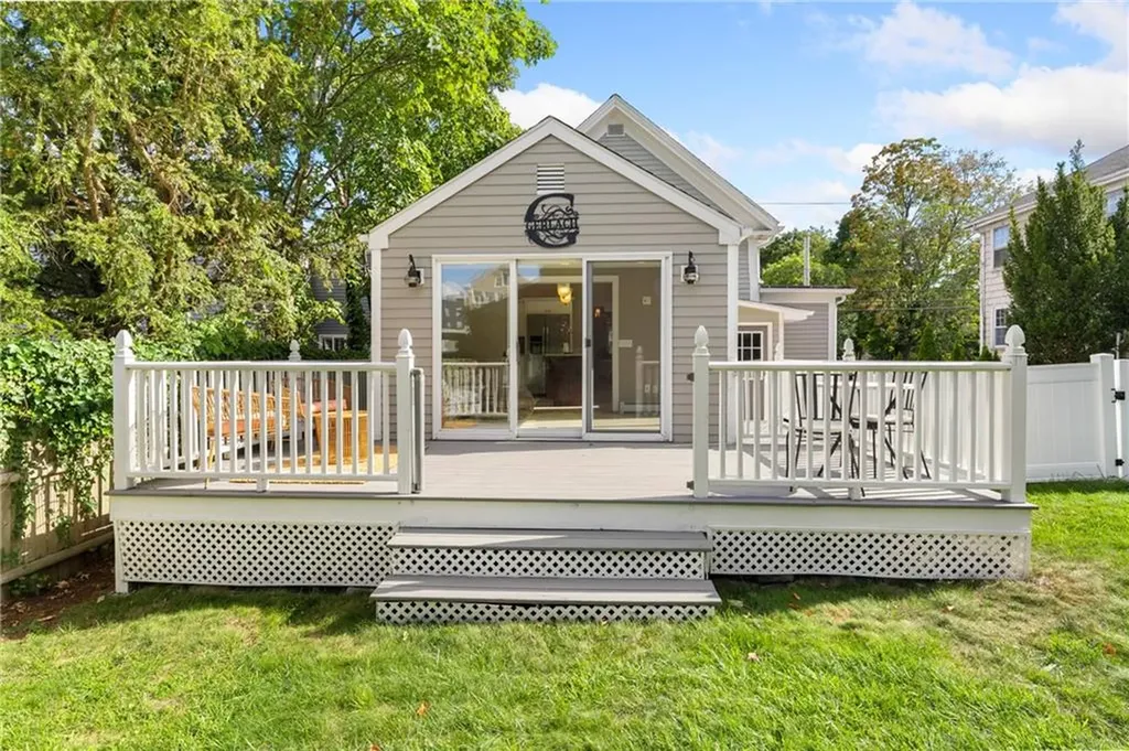 98 Pitman Street Providence RI 02906