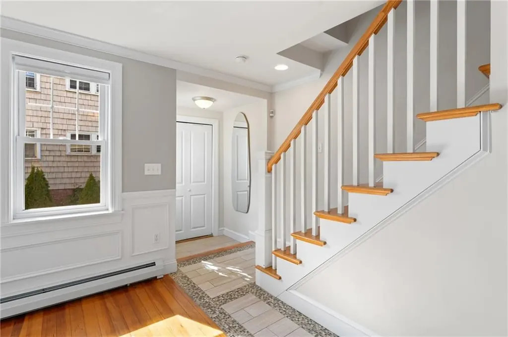 98 Pitman Street Providence RI 02906