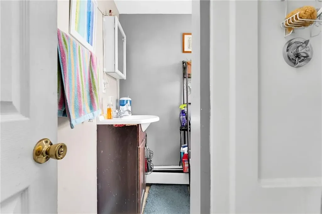 78 Courtland Street Providence RI 02909