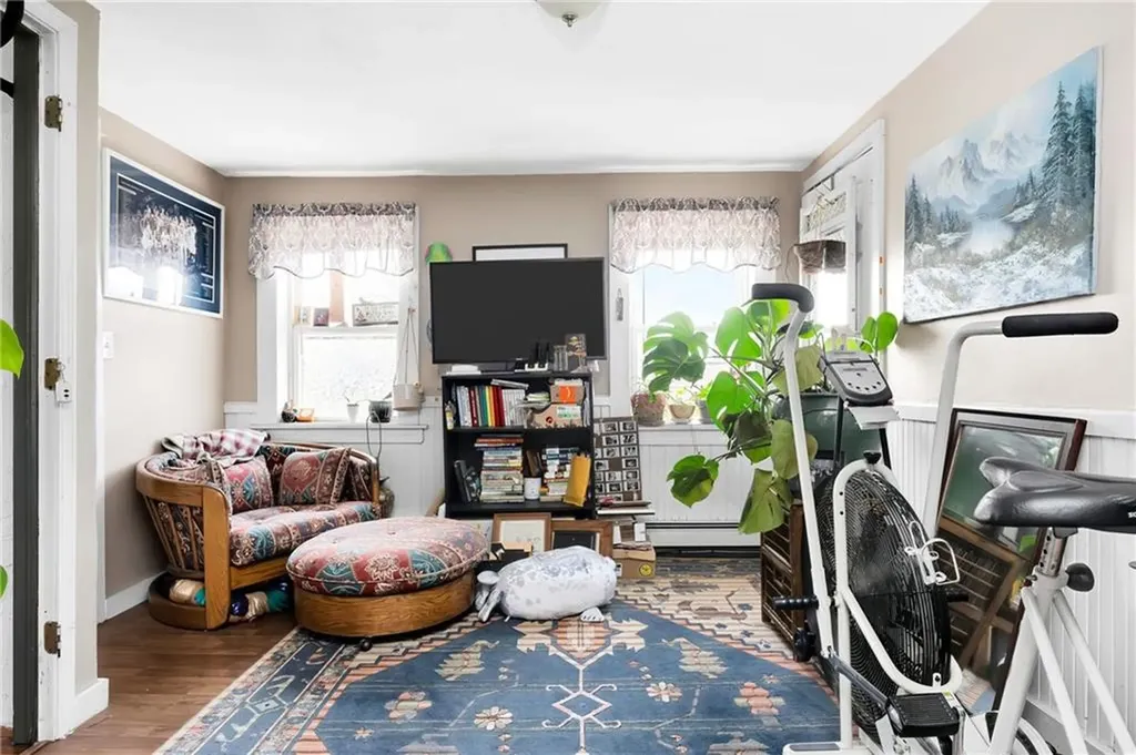78 Courtland Street Providence RI 02909