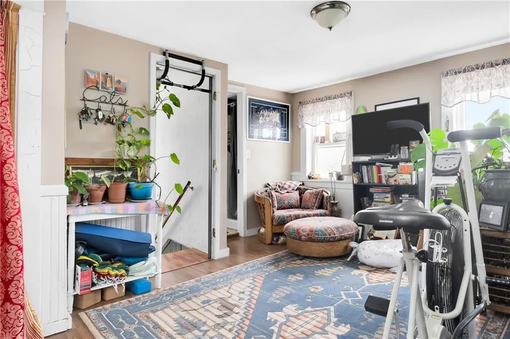 78 Courtland Street Providence RI 02909