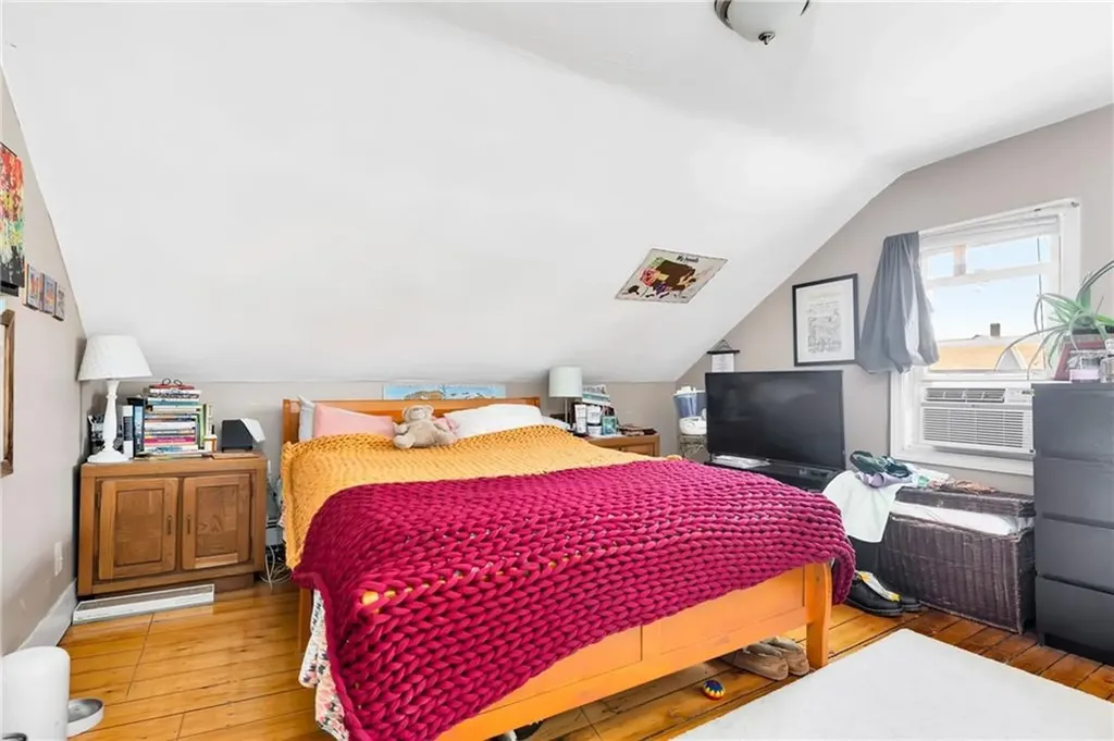 78 Courtland Street Providence RI 02909