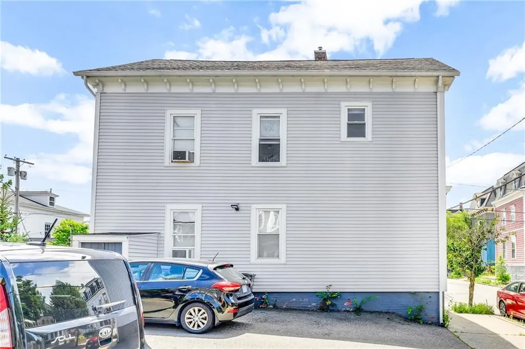 78 Courtland Street Providence RI 02909
