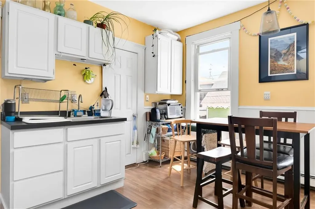 78 Courtland Street Providence RI 02909