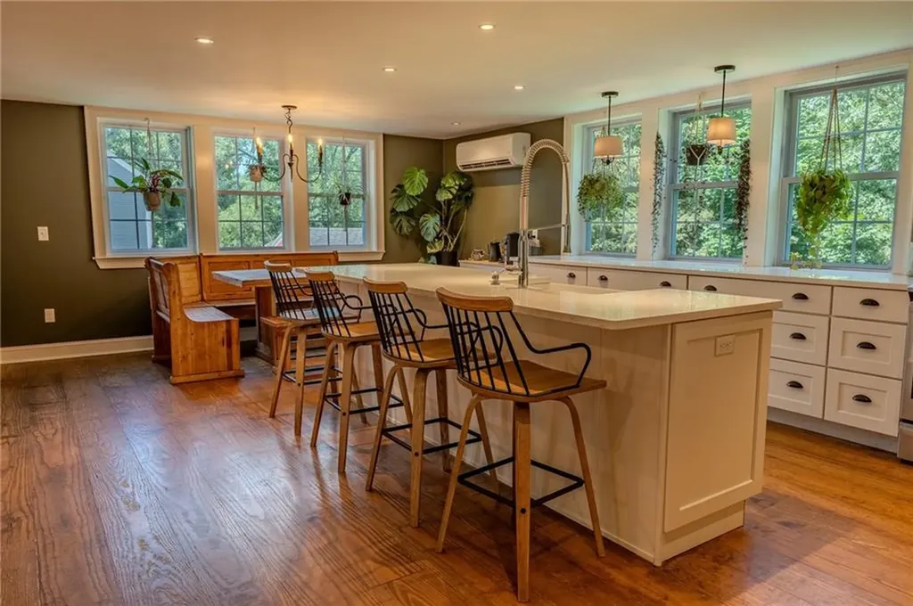 6 Limerock Road Smithfield RI 02917