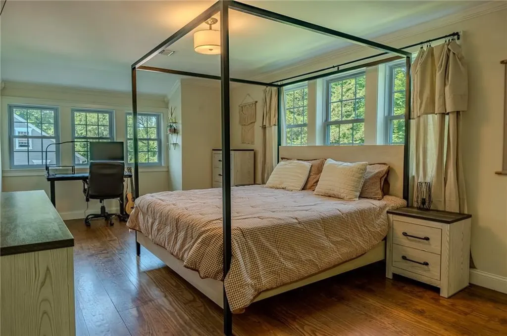 6 Limerock Road Smithfield RI 02917