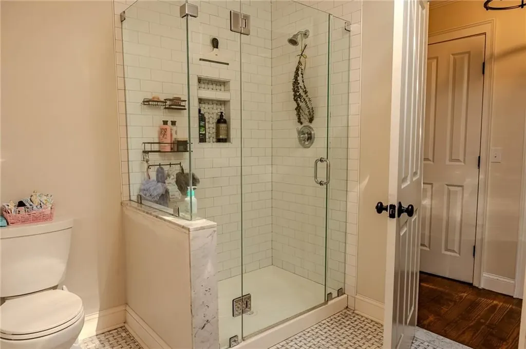 6 Limerock Road Smithfield RI 02917
