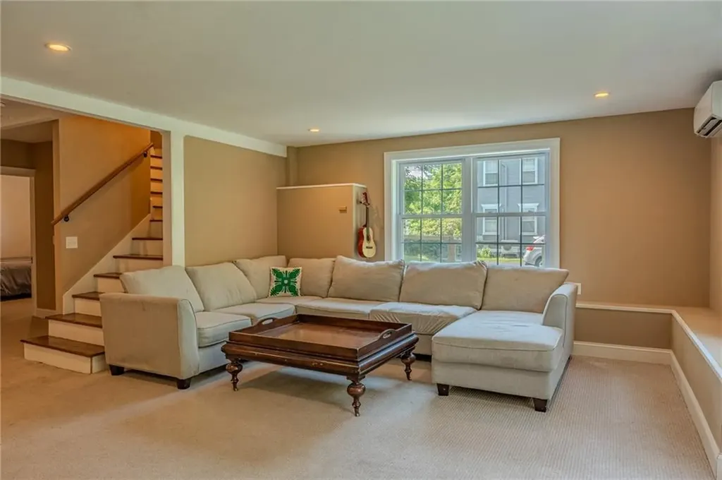 6 Limerock Road Smithfield RI 02917