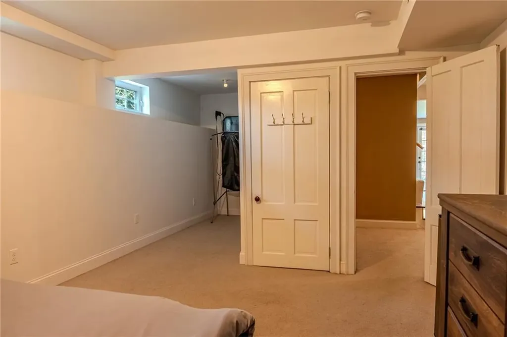 6 Limerock Road Smithfield RI 02917