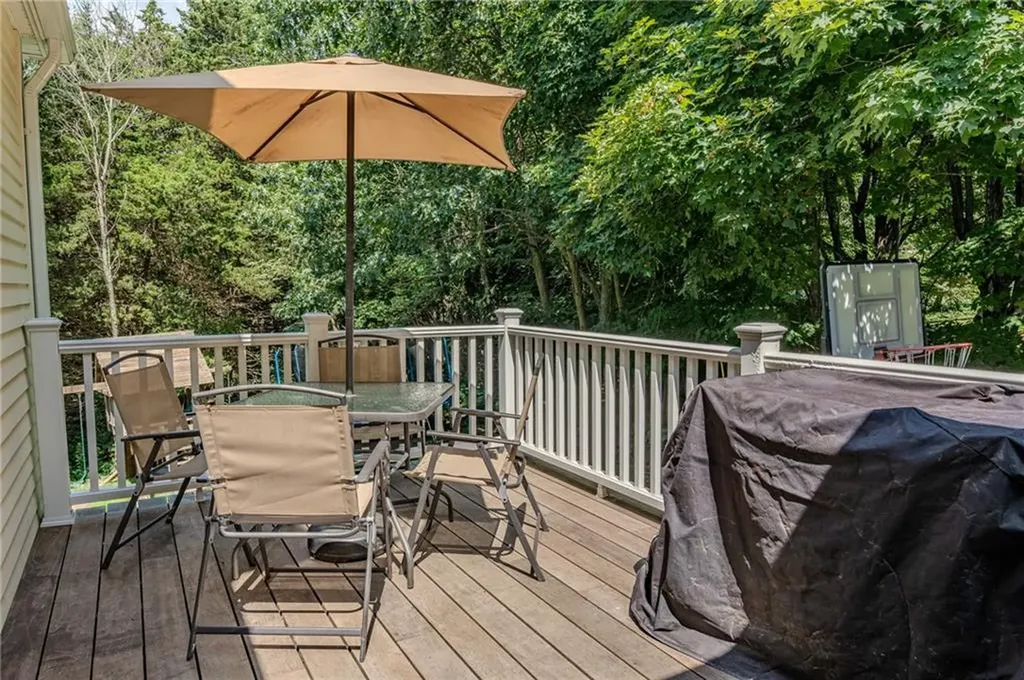 6 Limerock Road Smithfield RI 02917