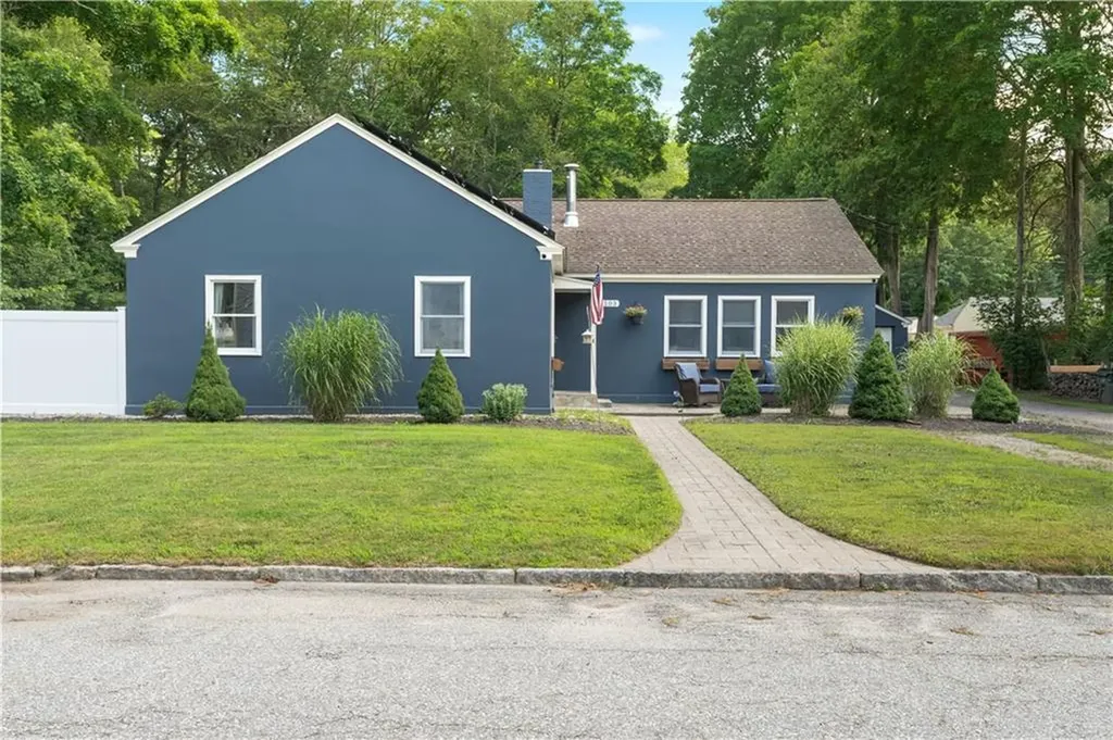 103 Stockwell Road Burrillville RI 02826