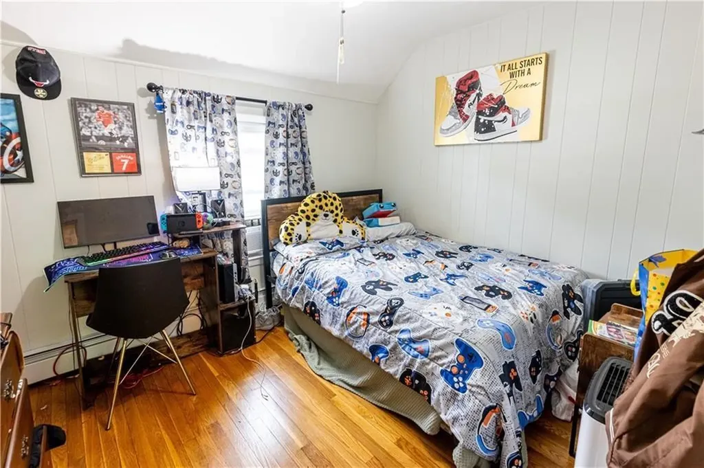 266 Auburn Street Cranston RI 02910