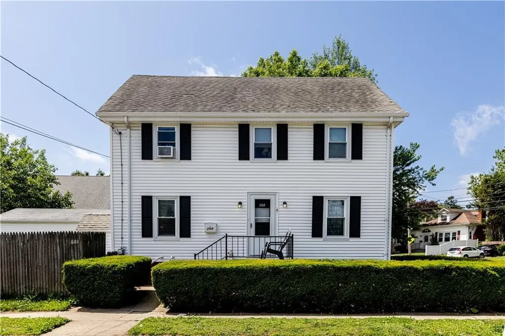 266 Auburn Street Cranston RI 02910