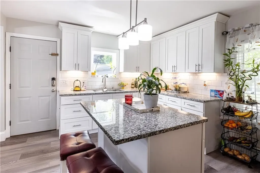 266 Auburn Street Cranston RI 02910