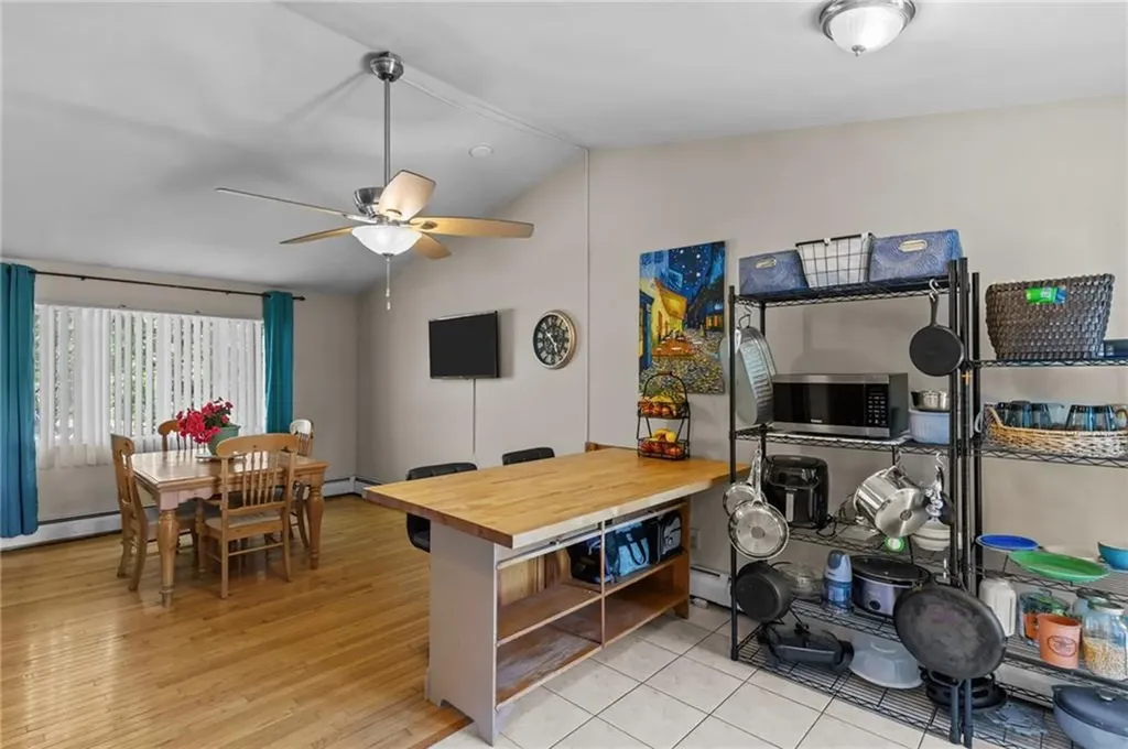 4 Clarke Street Warwick RI 02886
