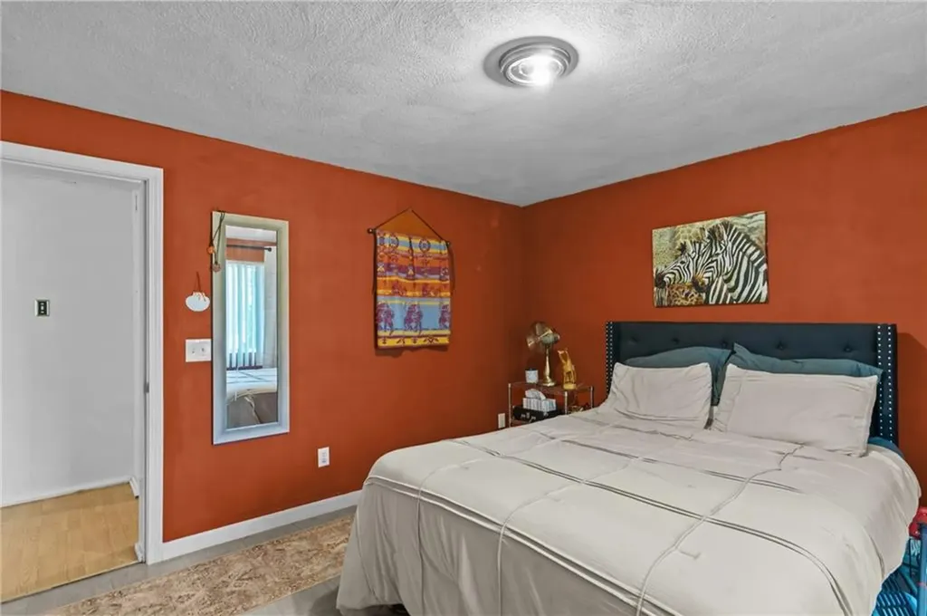 4 Clarke Street Warwick RI 02886