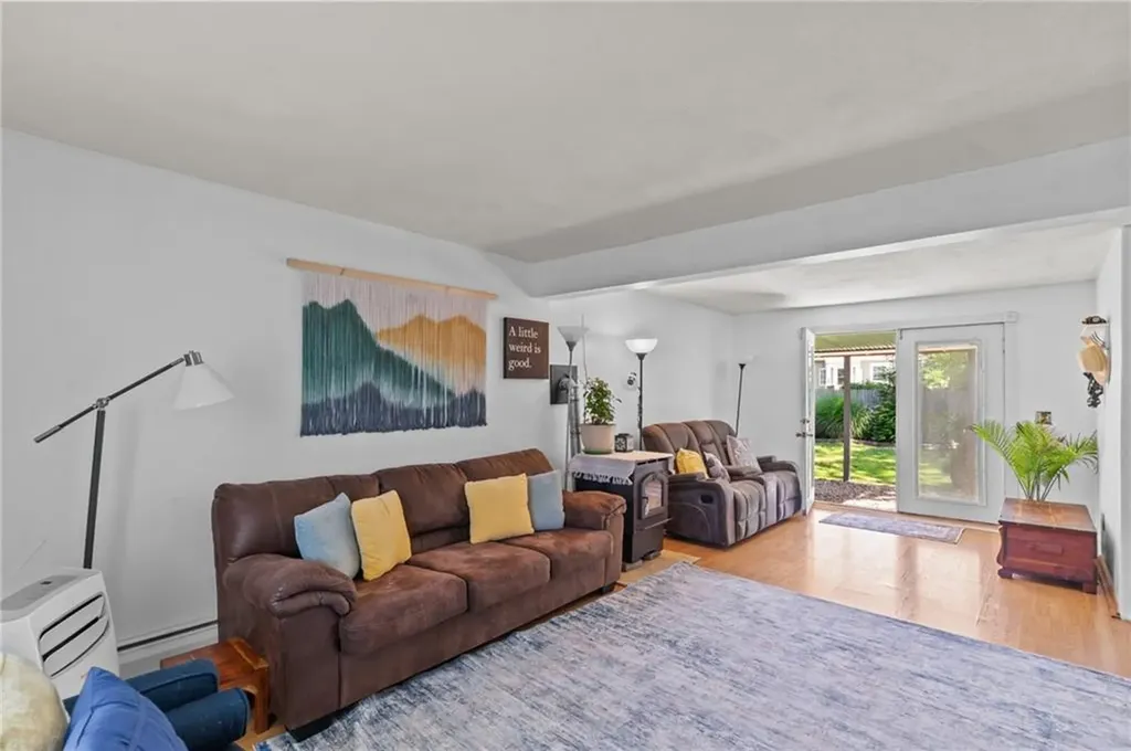 4 Clarke Street Warwick RI 02886