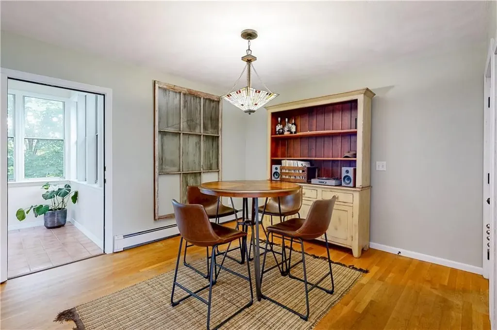 9 Crossland Road West Warwick RI 02893