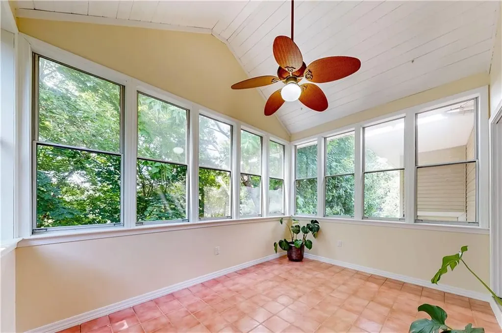 9 Crossland Road West Warwick RI 02893