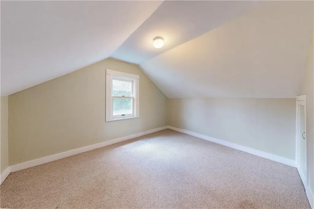 9 Crossland Road West Warwick RI 02893