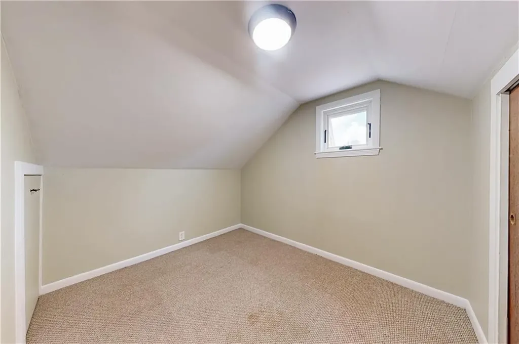 9 Crossland Road West Warwick RI 02893
