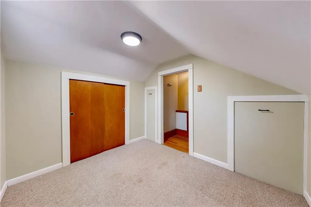 9 Crossland Road West Warwick RI 02893
