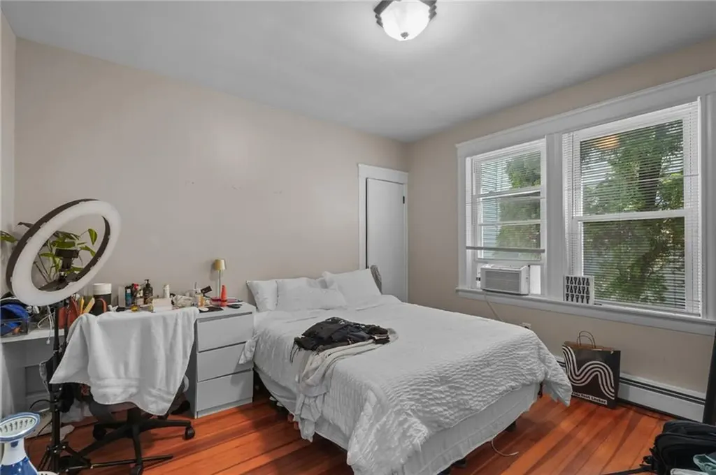 715 Academy Avenue Providence RI 02908