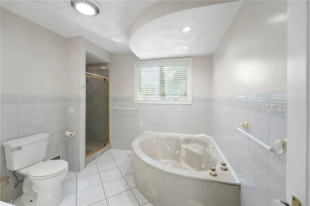 41 Arch Street Pawtucket RI 02860