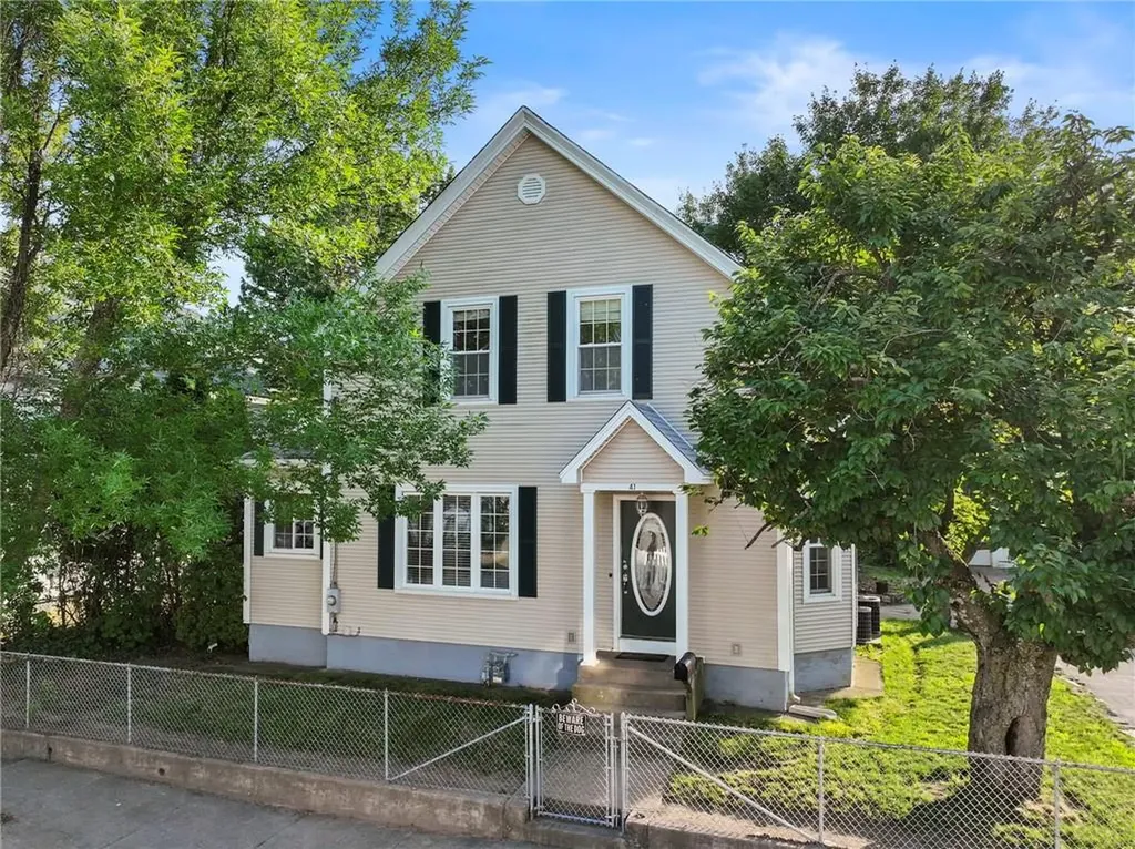 41 Arch Street Pawtucket RI 02860