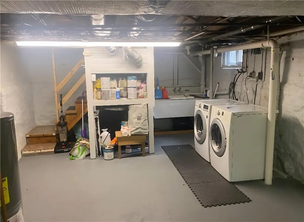 41 Arch Street Pawtucket RI 02860