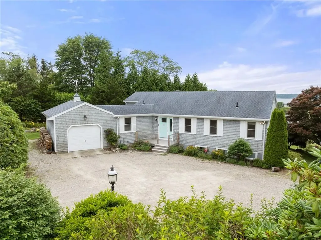 55 West Main Road Little Compton RI 02837