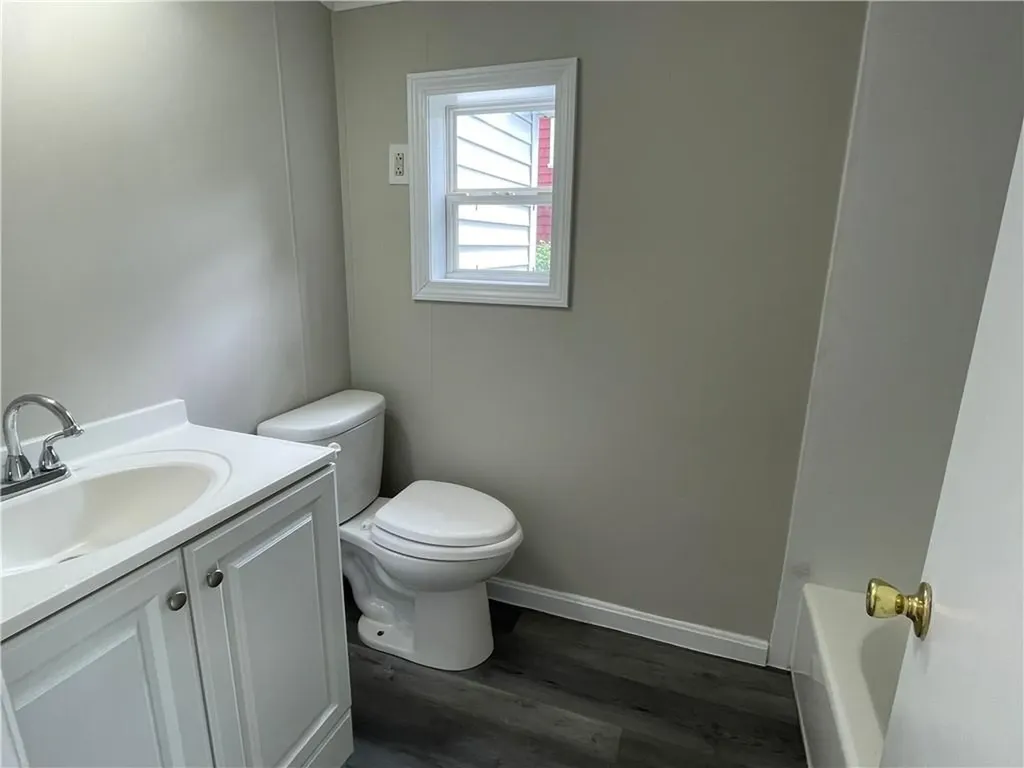 32 Salix Street Warwick RI 02889