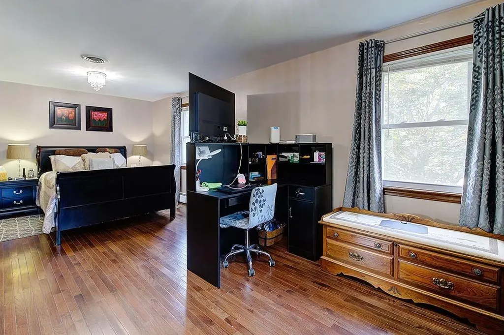 21 Beacon Street Johnston RI 02919