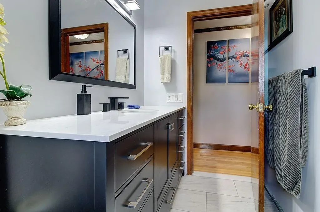 21 Beacon Street Johnston RI 02919