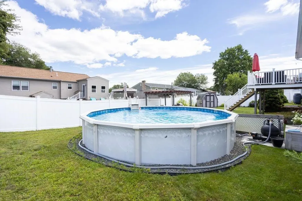 21 Beacon Street Johnston RI 02919