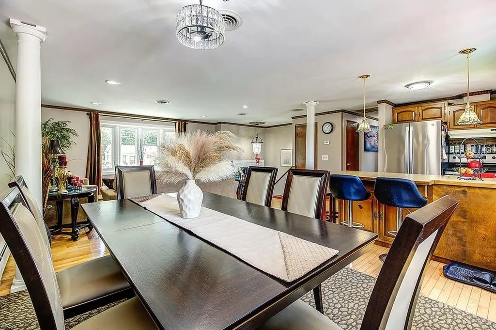 21 Beacon Street Johnston RI 02919