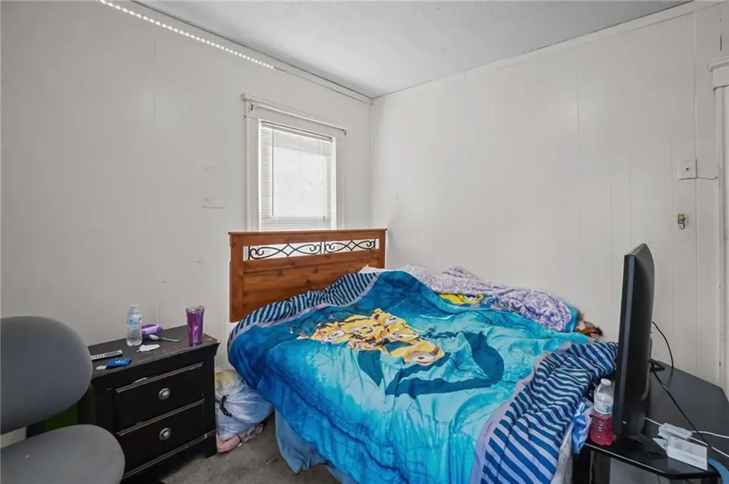 87 Columbine Avenue Pawtucket RI 02861