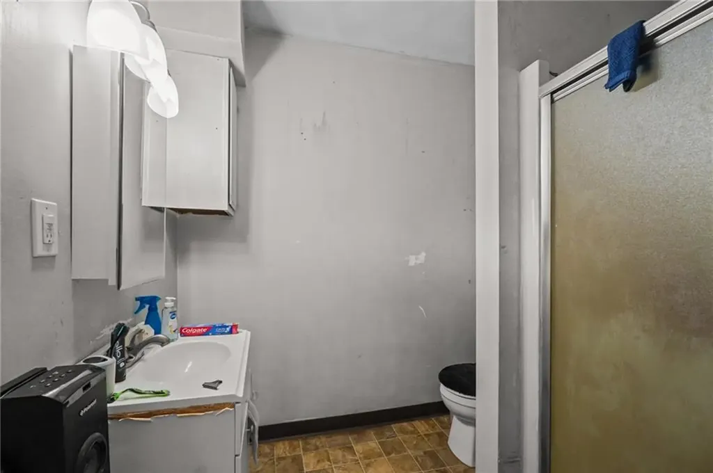 87 Columbine Avenue Pawtucket RI 02861