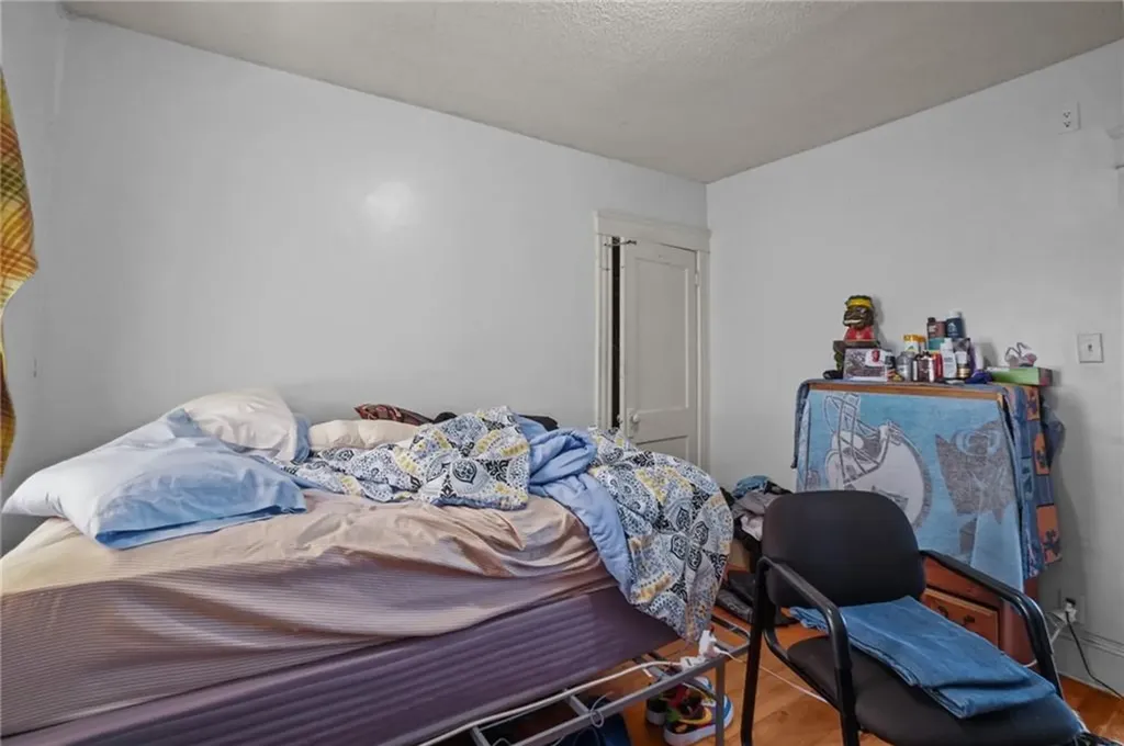 87 Columbine Avenue Pawtucket RI 02861