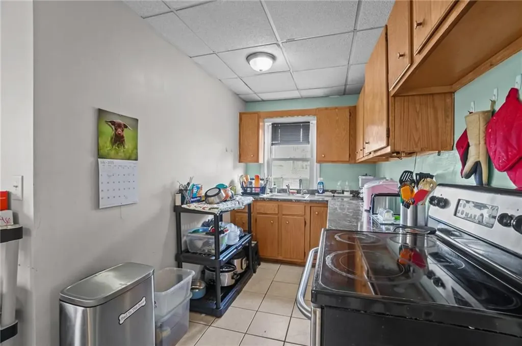 87 Columbine Avenue Pawtucket RI 02861