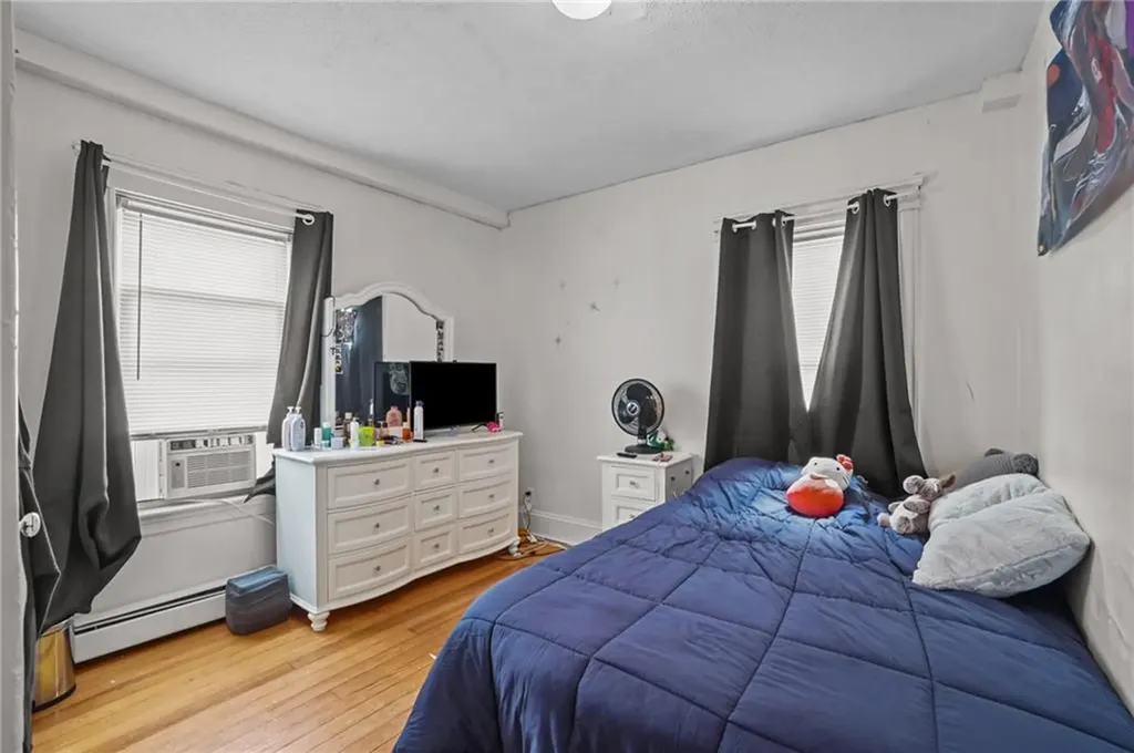 87 Columbine Avenue Pawtucket RI 02861