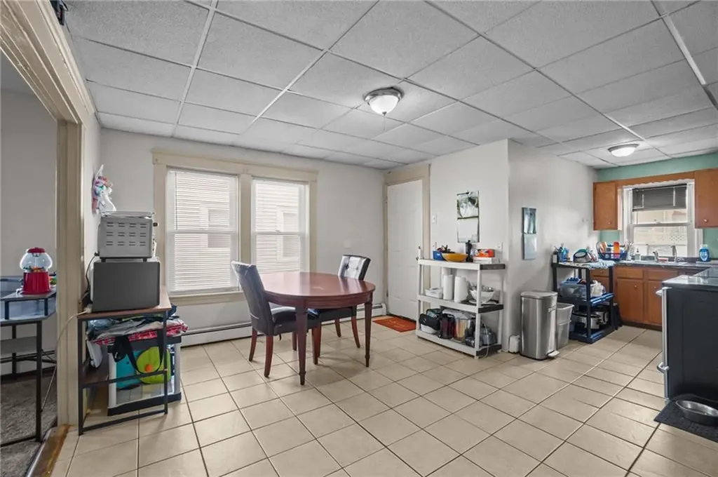 87 Columbine Avenue Pawtucket RI 02861