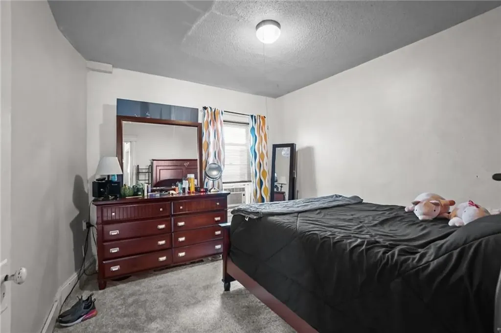 87 Columbine Avenue Pawtucket RI 02861