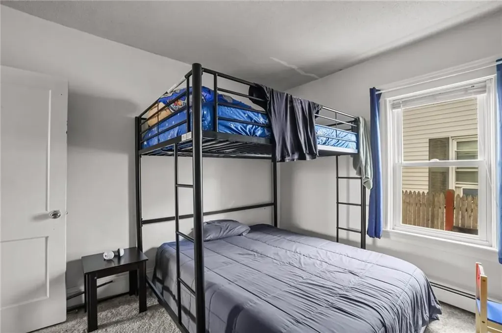 87 Columbine Avenue Pawtucket RI 02861