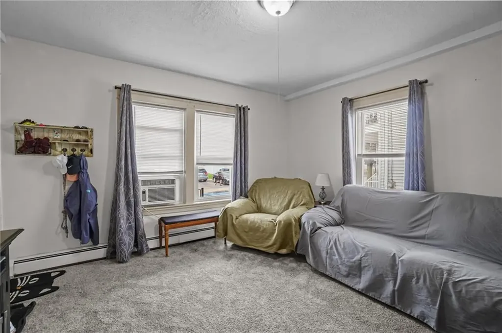 87 Columbine Avenue Pawtucket RI 02861
