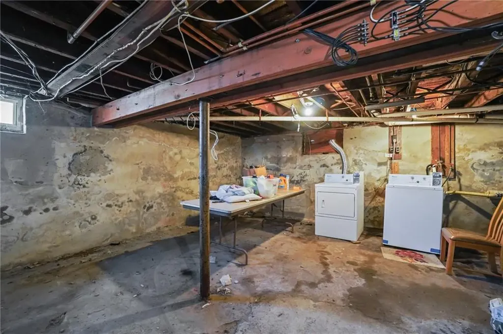 87 Columbine Avenue Pawtucket RI 02861