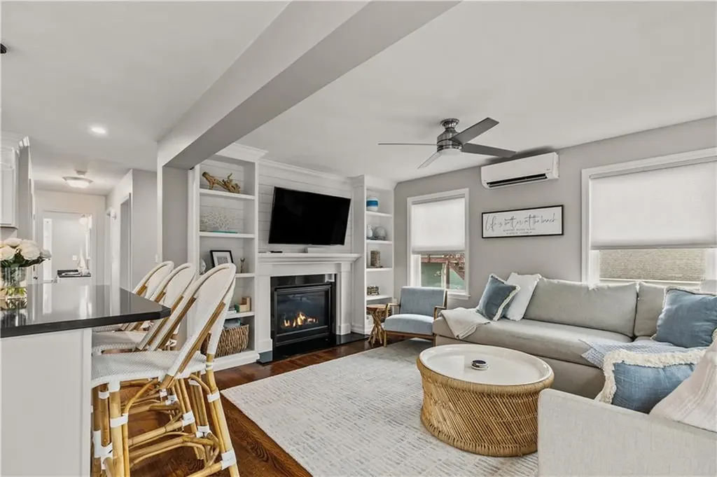 56 Houston Avenue Newport RI 02840