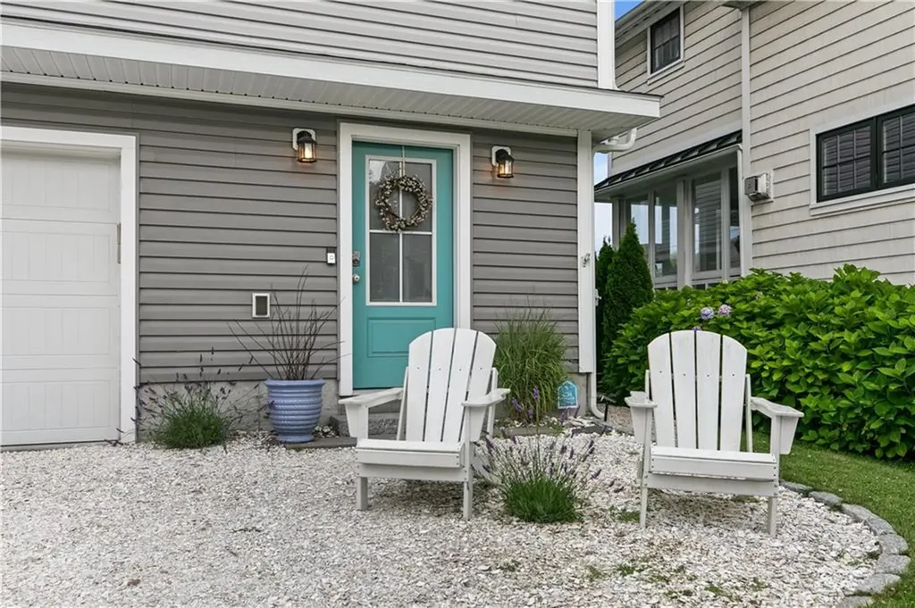 56 Houston Avenue Newport RI 02840