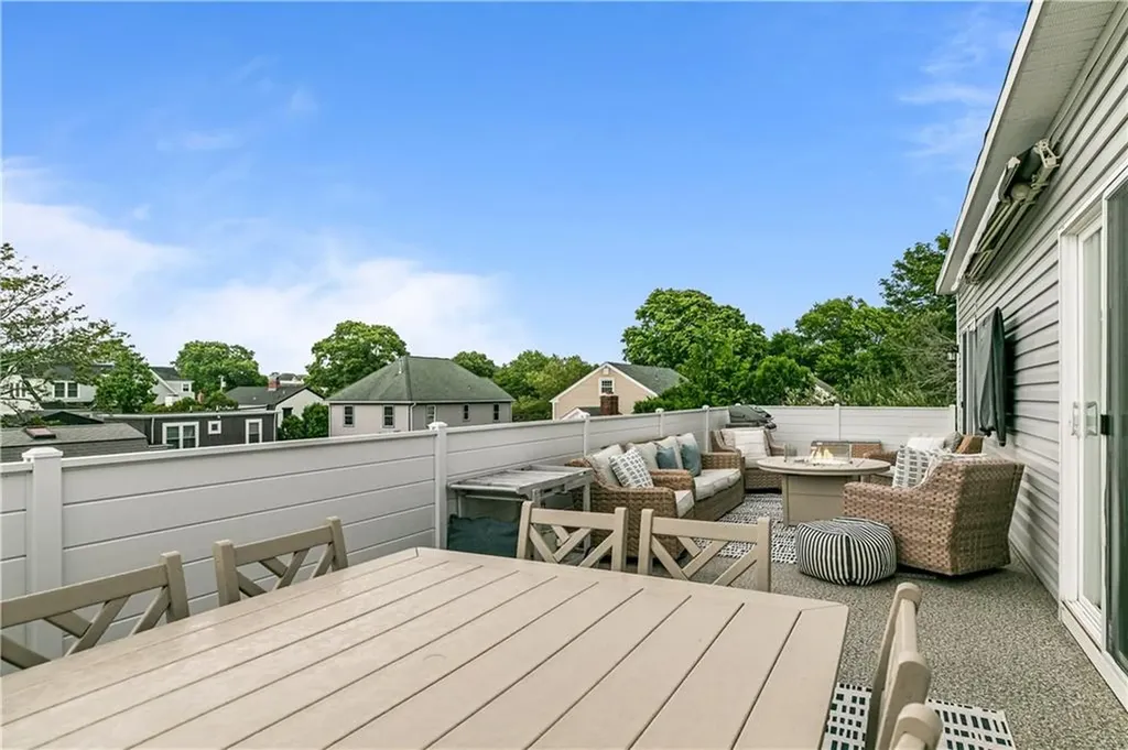 56 Houston Avenue Newport RI 02840