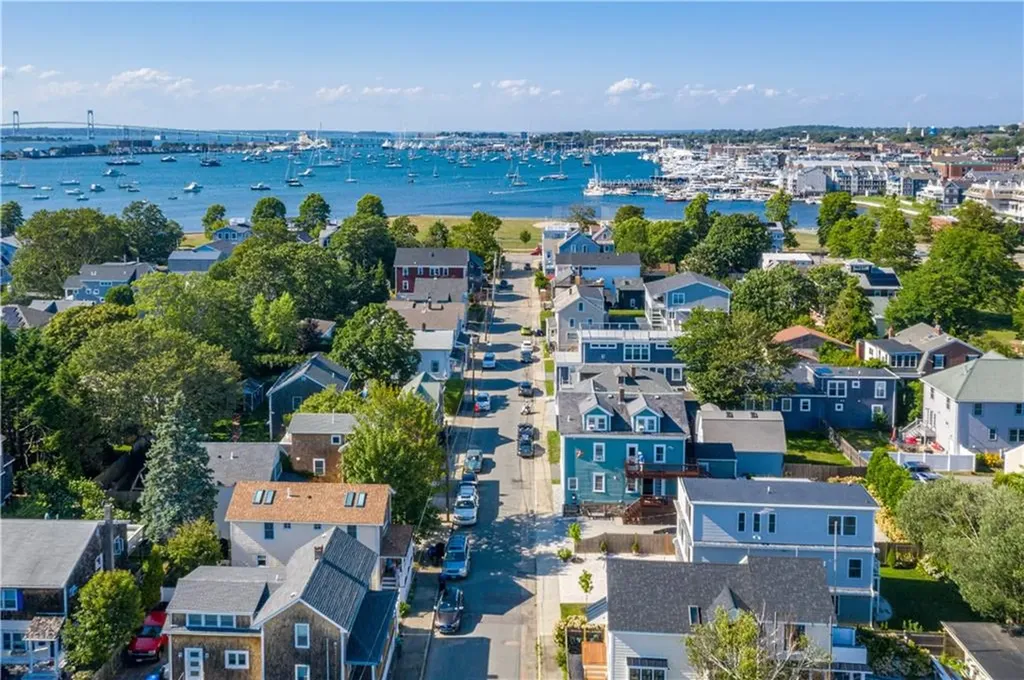 56 Houston Avenue Newport RI 02840